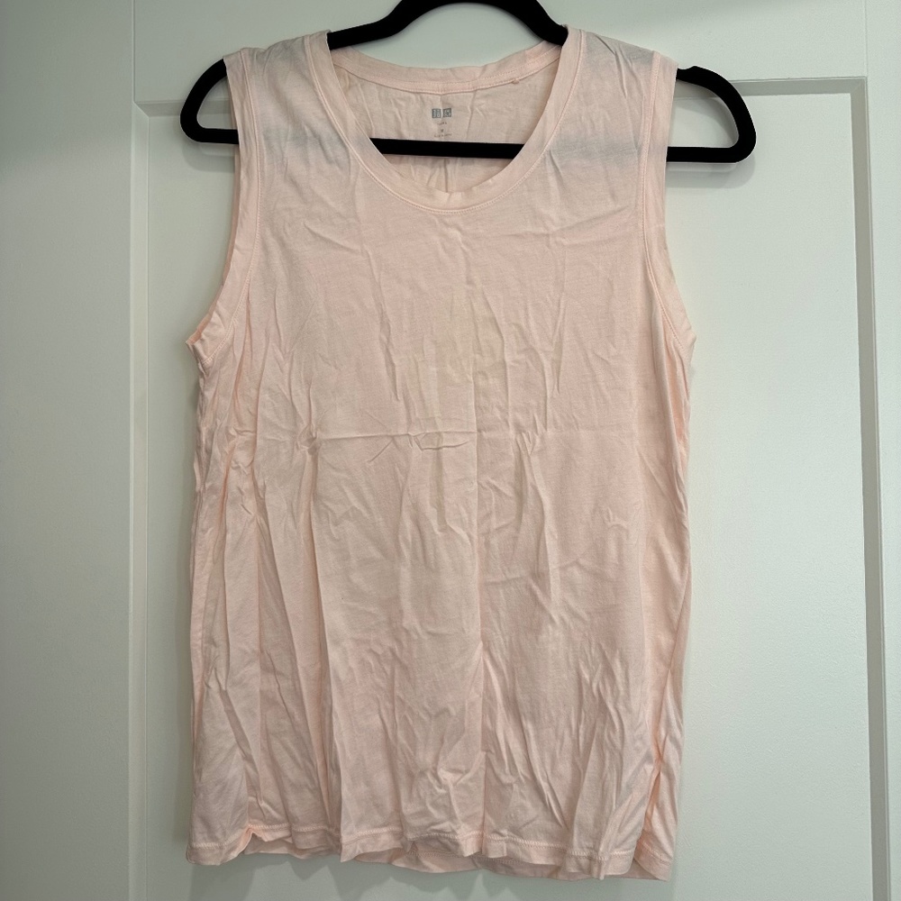 UNIQLO women's pink tank top